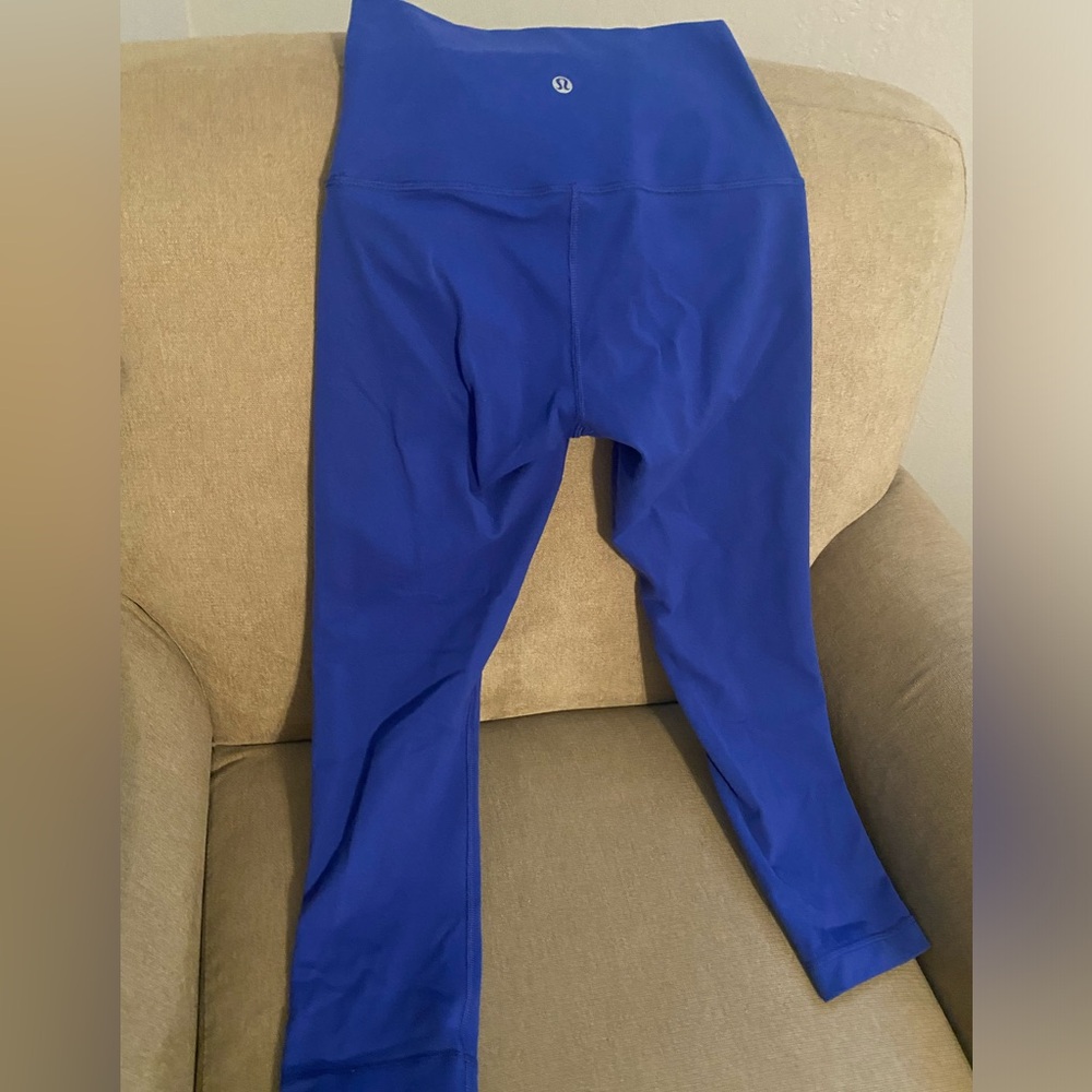 EUC LULULEMON Crop Leggings